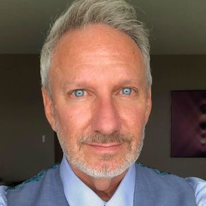 Meet your Posher, Jeffrey